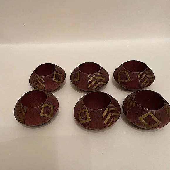 Artisan Hand-painted Lot of 6 Dark Brown Wood Napkin Ring Holders - Picture 1 of 3
